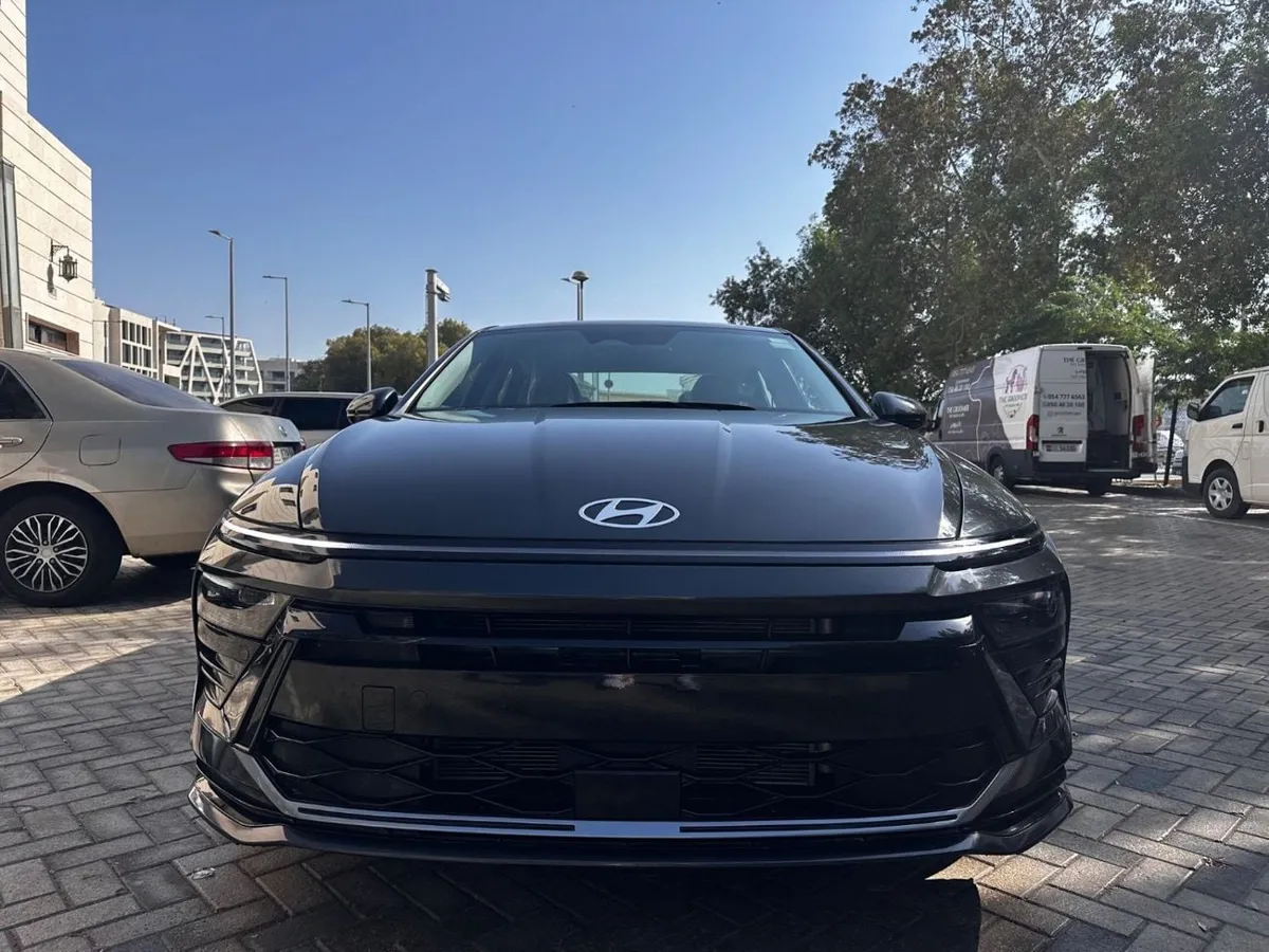 Hyundai Sonata - фото 1