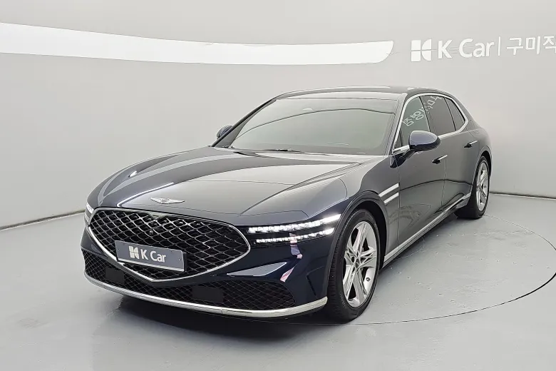 Genesis G90 - фото 1