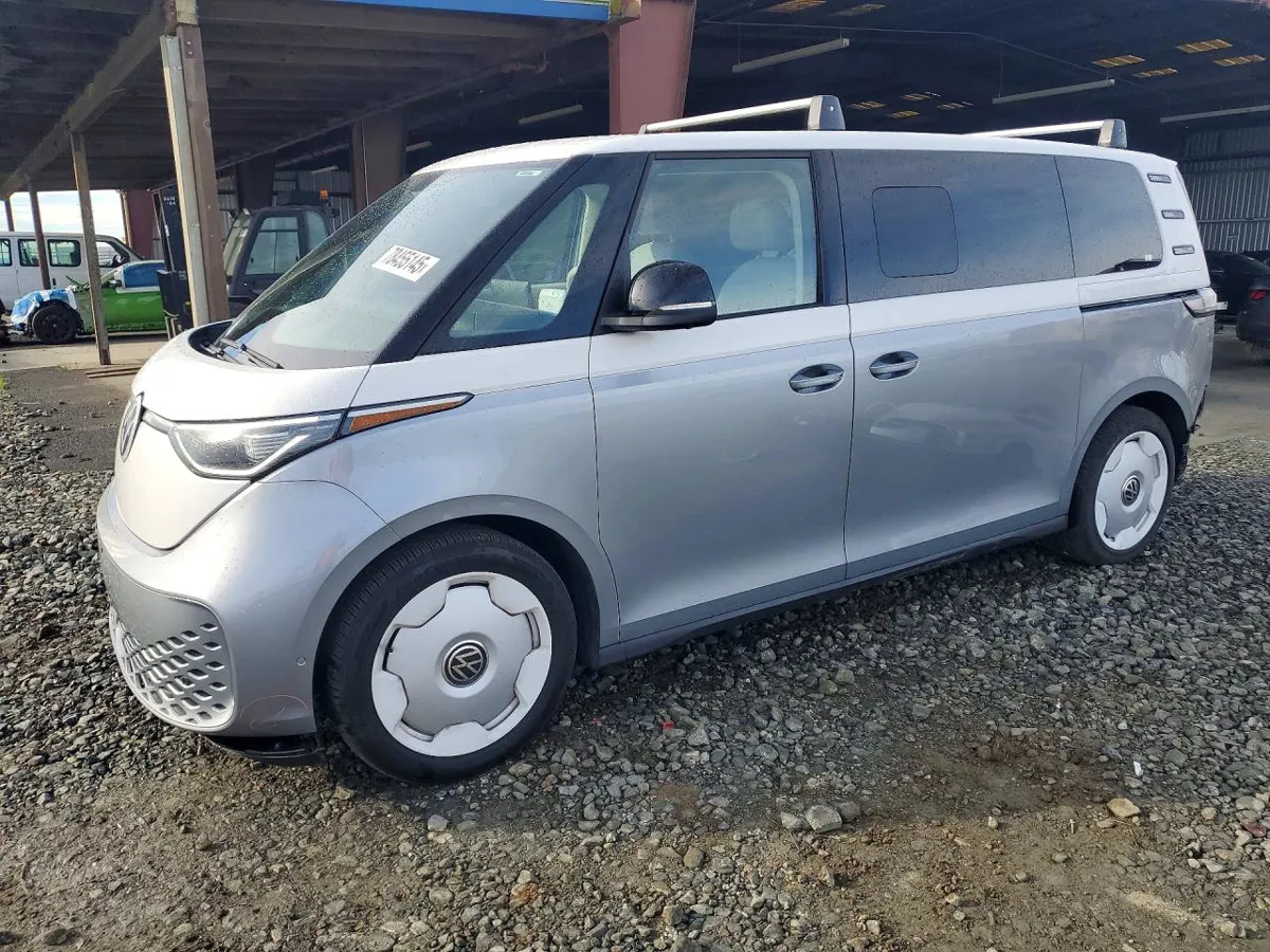 VOLKSWAGEN ID BUZZ FIRST EDITION - фото 1