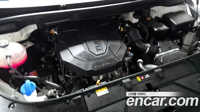 Kia Canival - фото 1