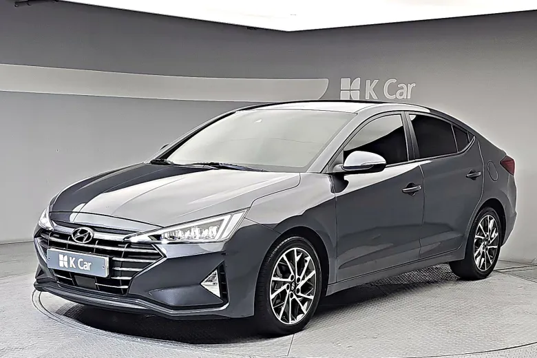 Hyundai 아반떼 - фото 1