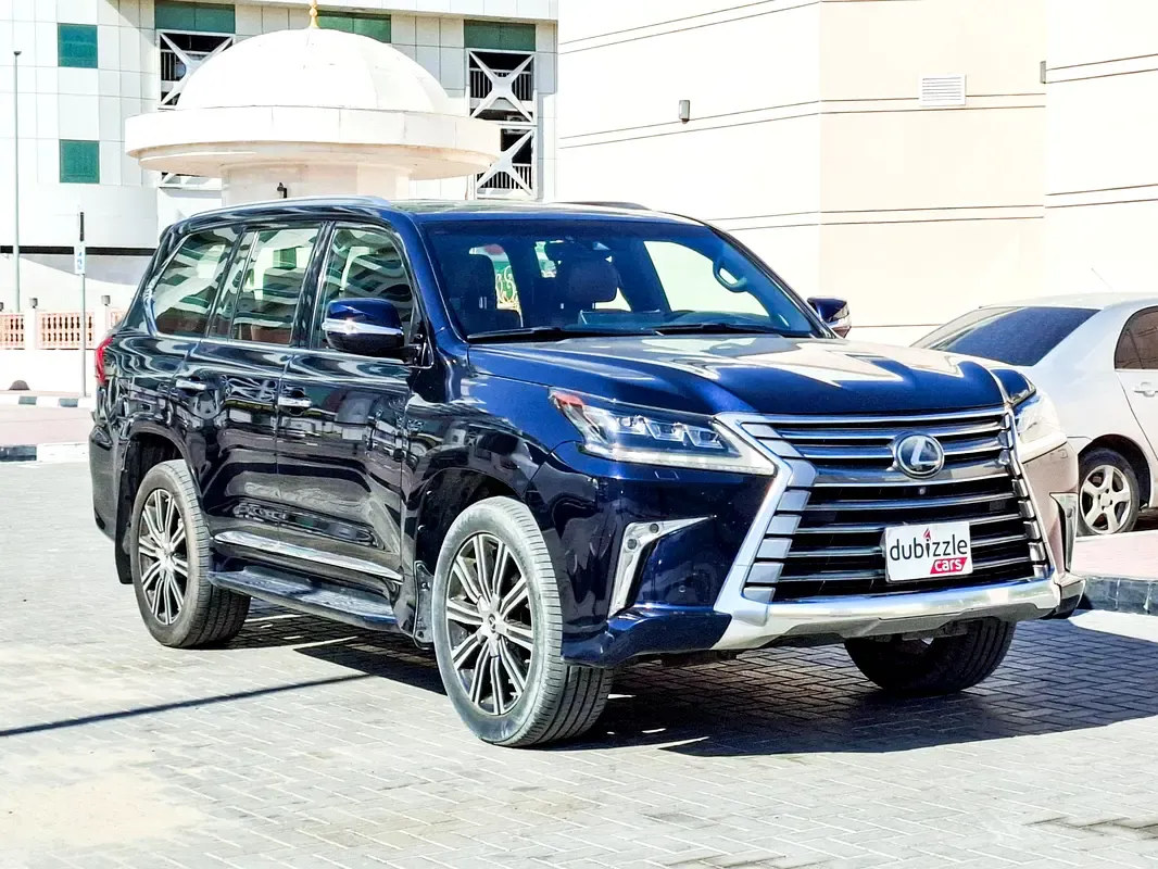 Lexus LX-Series - фото 1