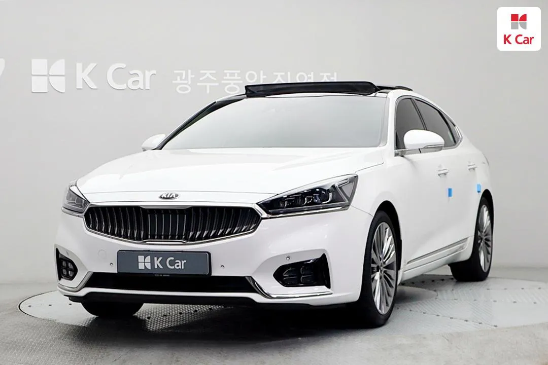 Kia K7 - фото 1
