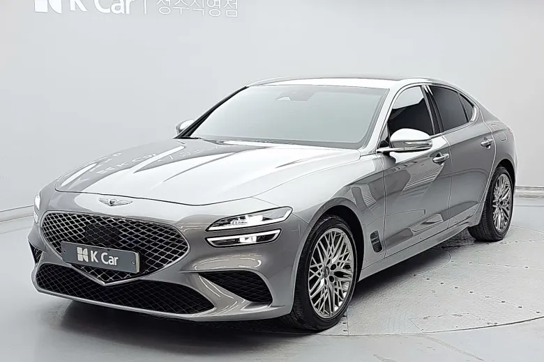 Genesis G70 - фото 1