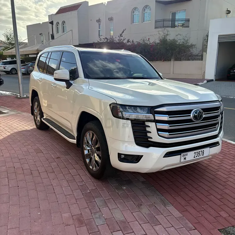 Toyota Land Cruiser - фото 1