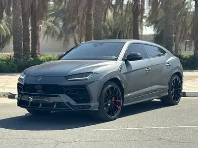 Lamborghini Urus - фото 1