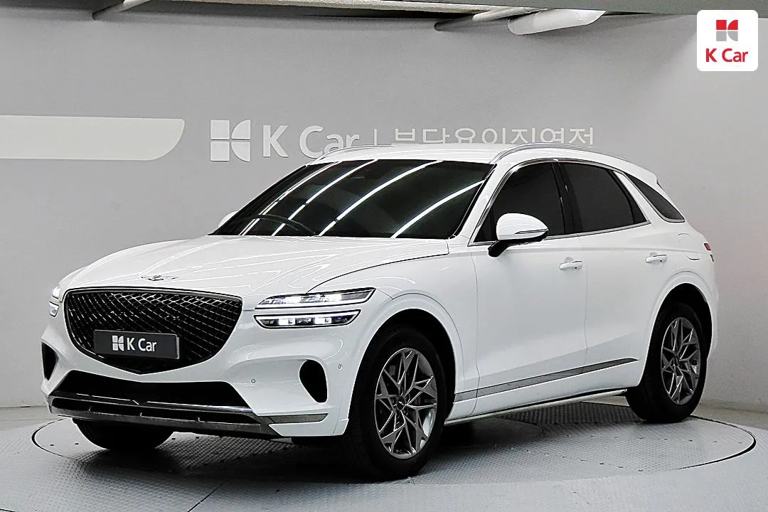 Genesis GV70 - фото 1