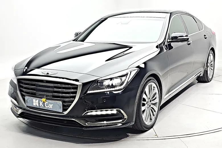 Genesis G80 - фото 1