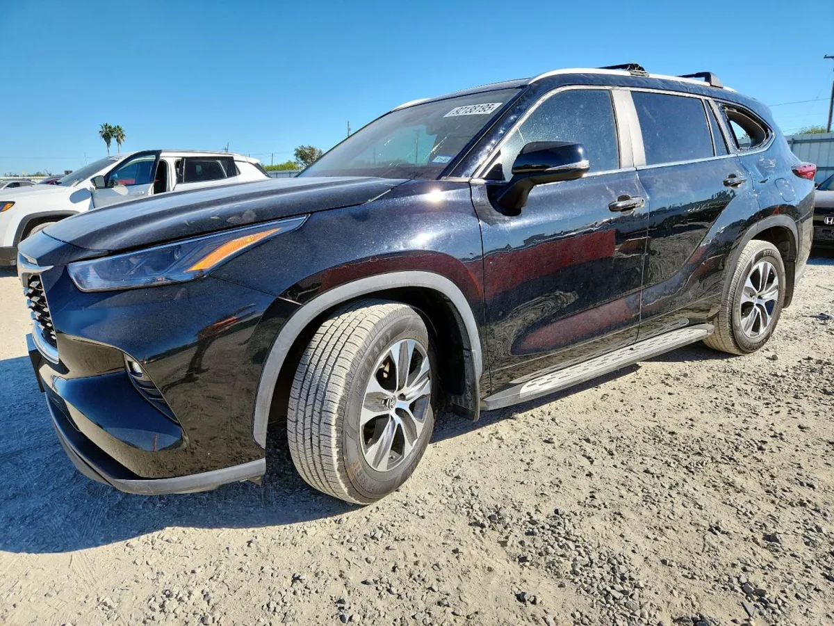 TOYOTA HIGHLANDER - фото 1