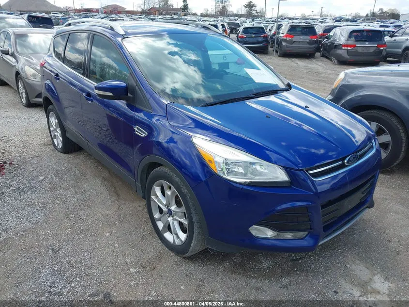 FORD ESCAPE TITANIUM - фото 1