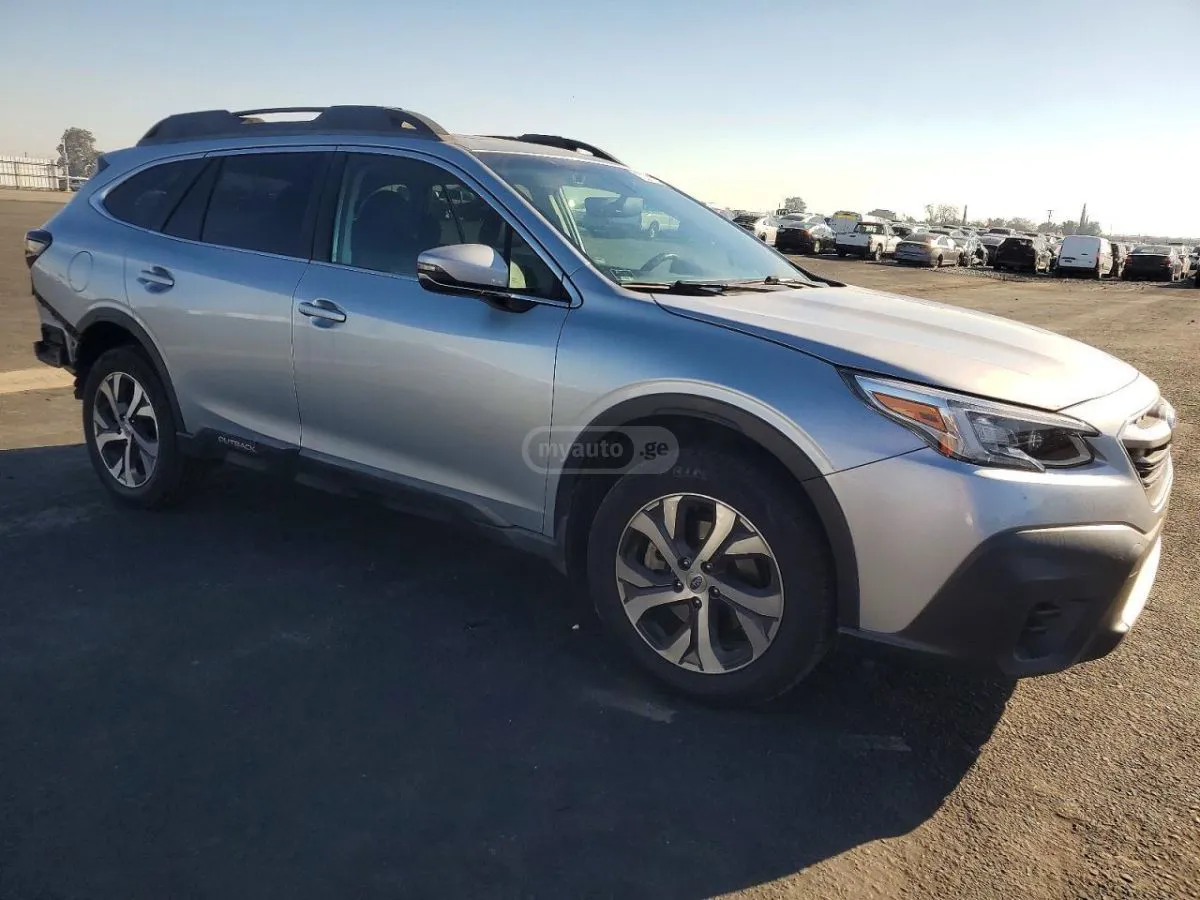 Subaru Outback - фото 1