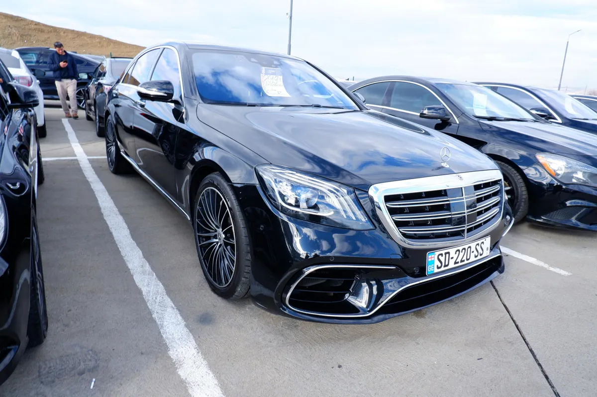 Mercedes-Benz S 560 - фото 1