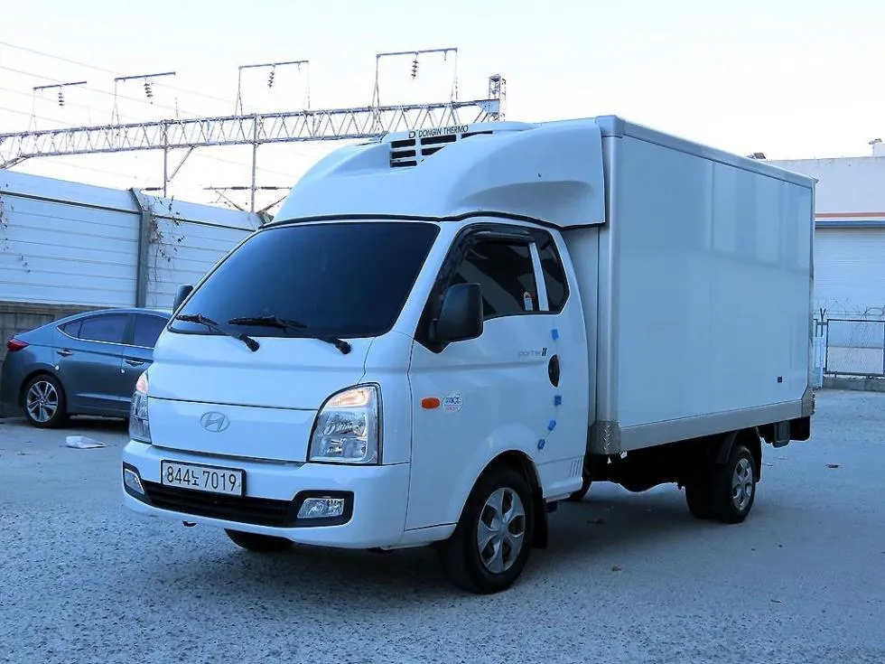 Hyundai 포터2 LPG 냉동탑차 초장축 슈퍼캡 스마트 - фото 1