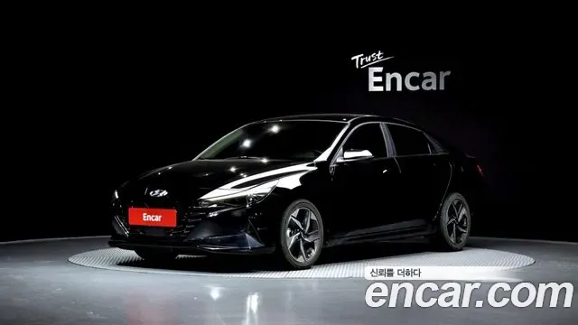 Hyundai AVANTE - фото 1