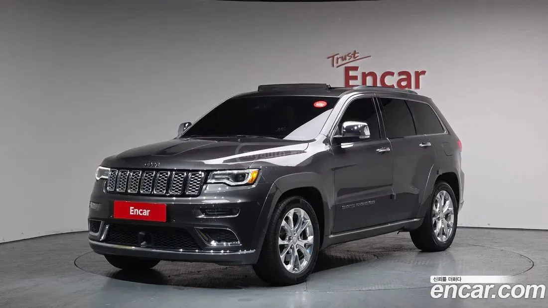 Jeep Grand Cherokee - фото 1