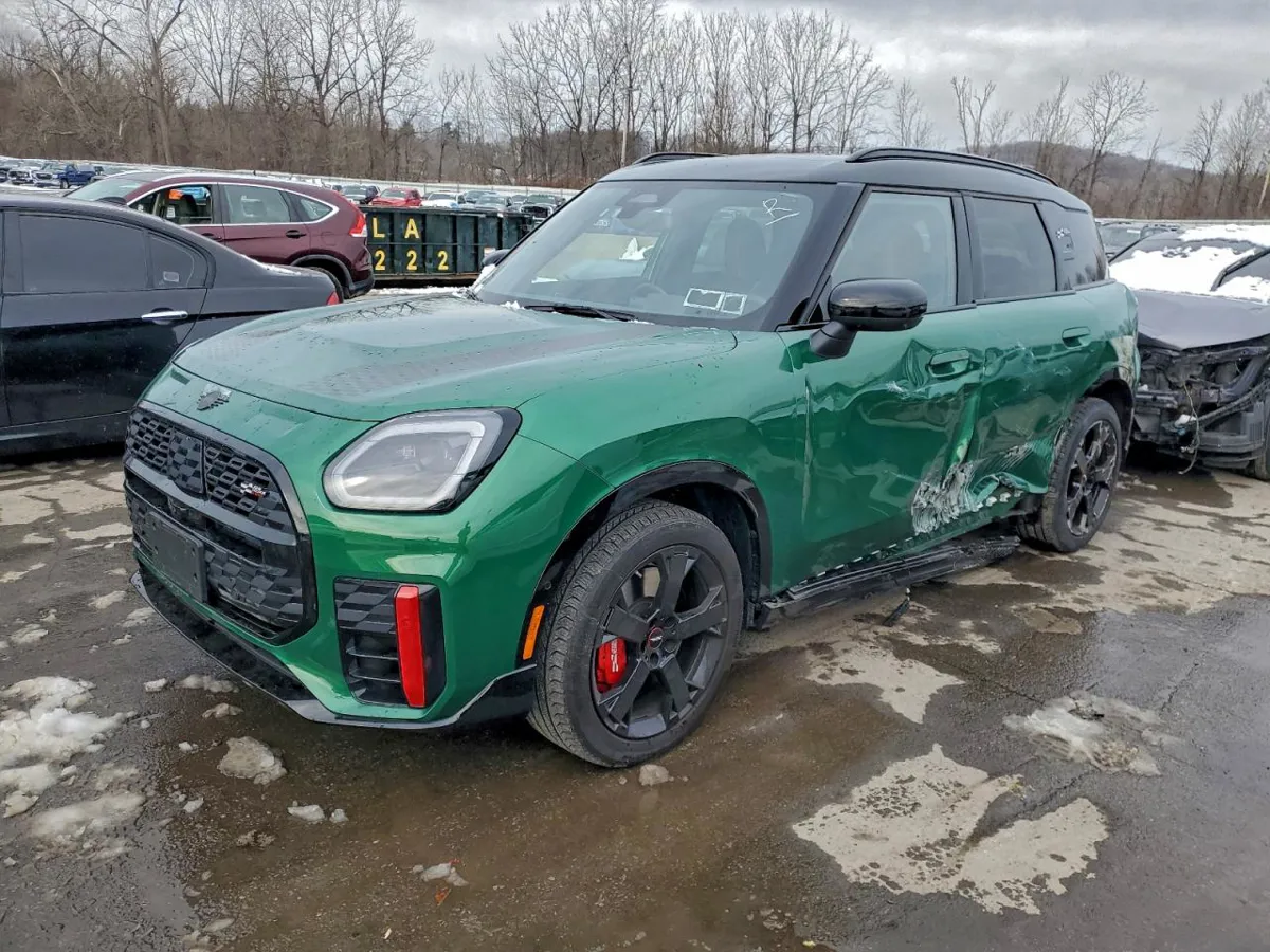 MINI COUNTRYMAN - фото 1