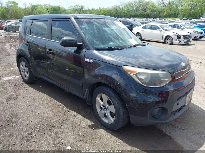 KIA SOUL - фото 1