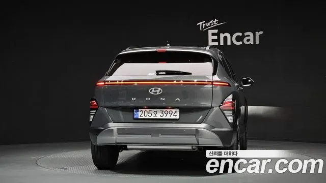 Hyundai Kona - фото 1