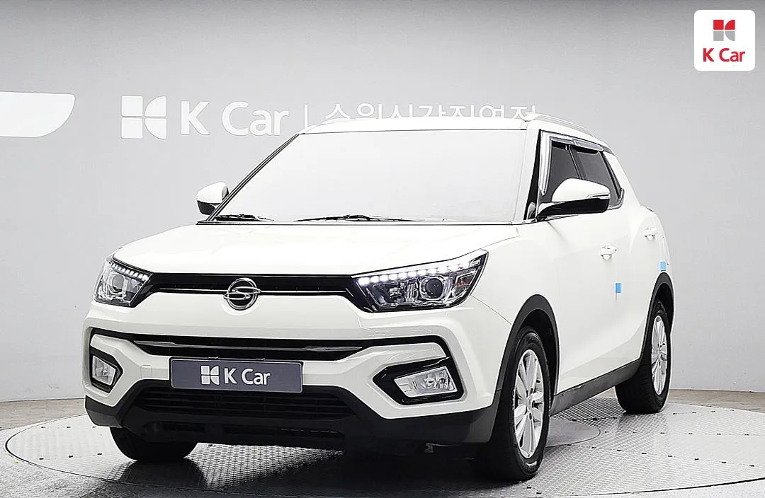 KG Mobility 티볼리 - фото 1