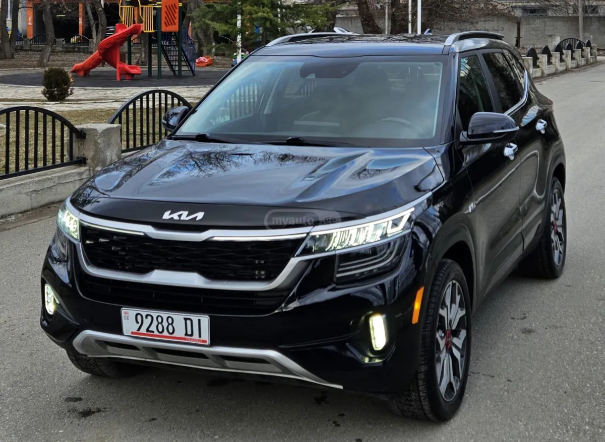 Kia Seltos - фото 1