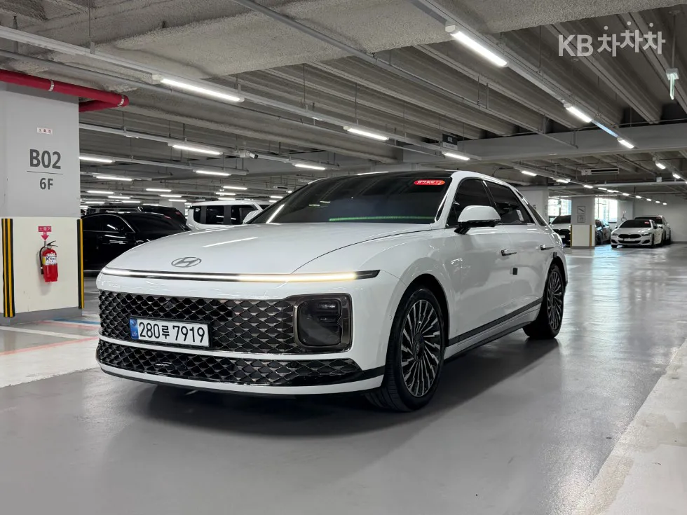 Hyundai 디 올 뉴 그랜저 하이브리드 1.6 터보 가솔린 캘리그래피 - фото 1