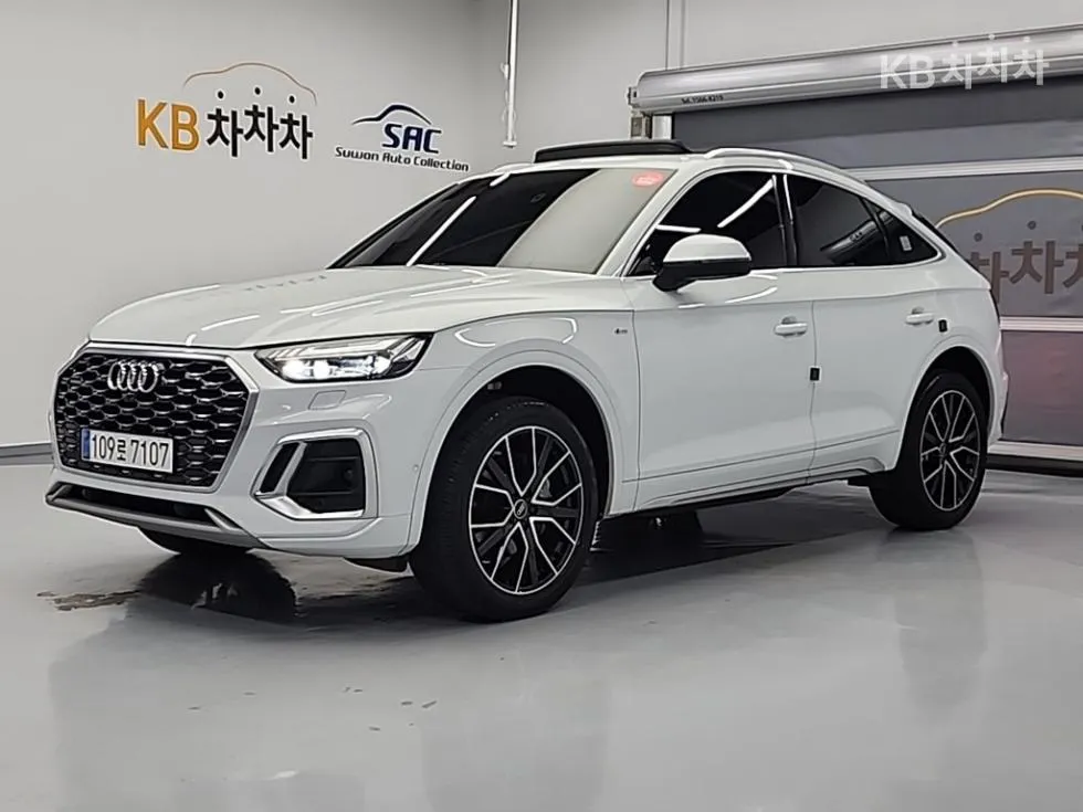 Audi The New Q5(FY) 40 TDI quattro Sportback Premium - фото 1