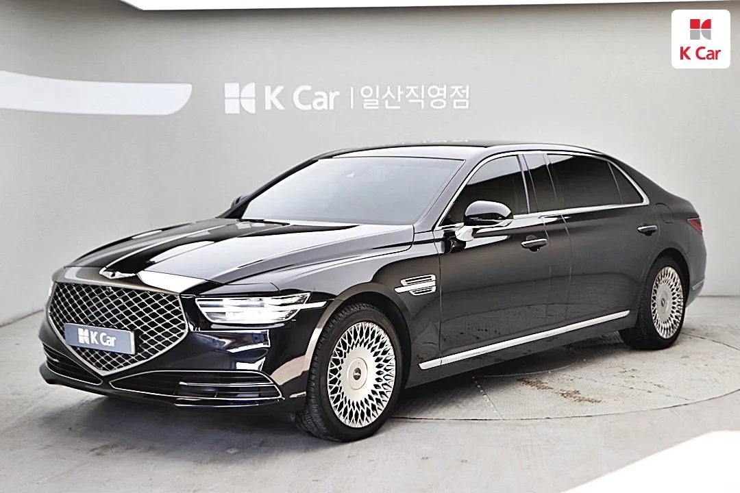 Genesis G90 - фото 1