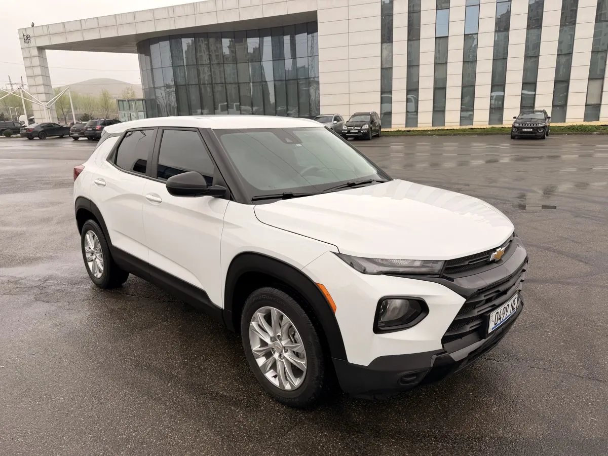 Chevrolet Trailblazer - фото 1