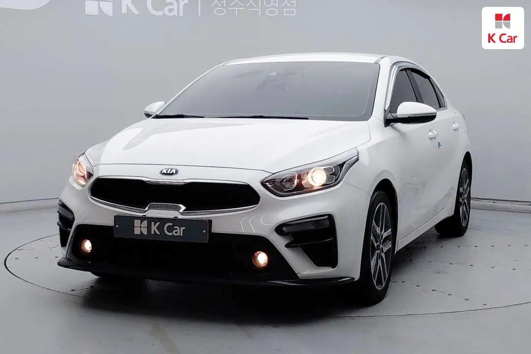 Kia K3 - фото 1