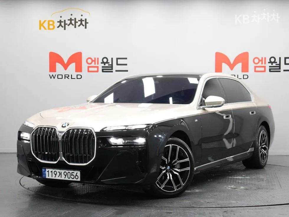 BMW 7시리즈(G70) 740i xDrive M Sport - фото 1
