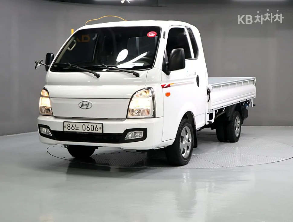 Hyundai 포터2 초장축 슈퍼캡 CRDi SUP 기본형 - фото 1