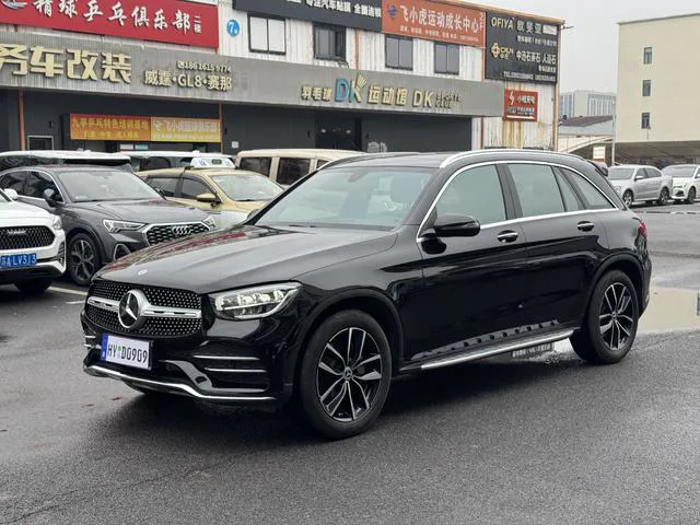 Mercedes-Benz GLC - фото 1