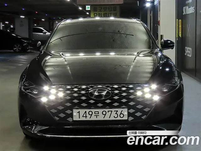 Hyundai Grandeur - фото 1