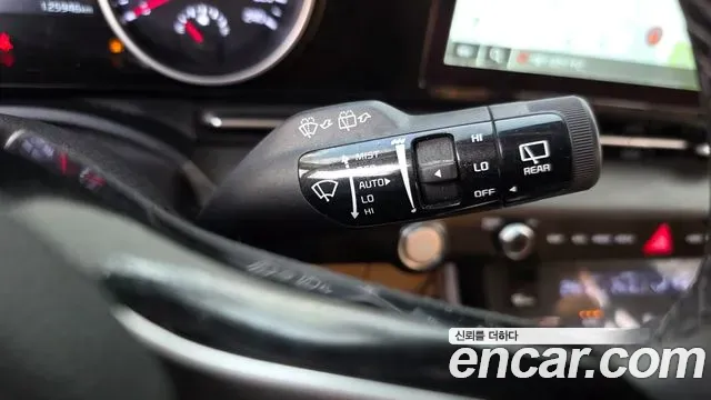 Kia Canival - фото 1