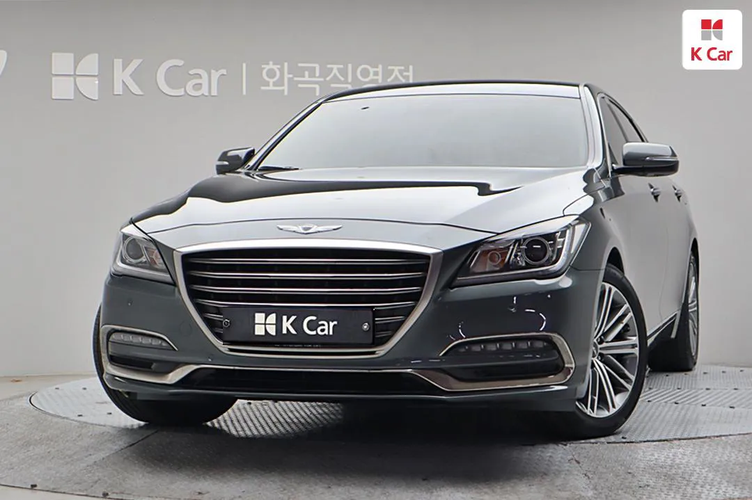 Genesis G80 - фото 1