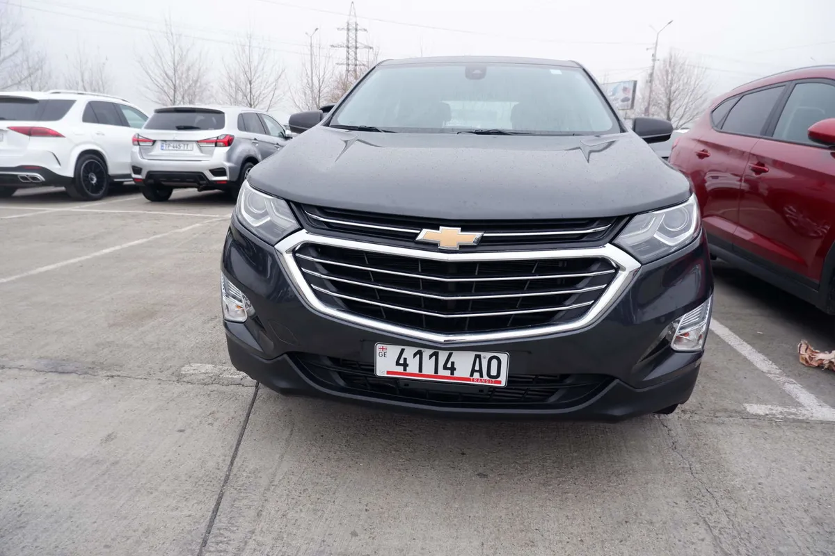 Chevrolet Equinox - фото 1
