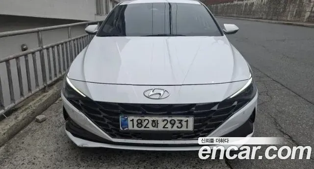 Hyundai AVANTE - фото 1