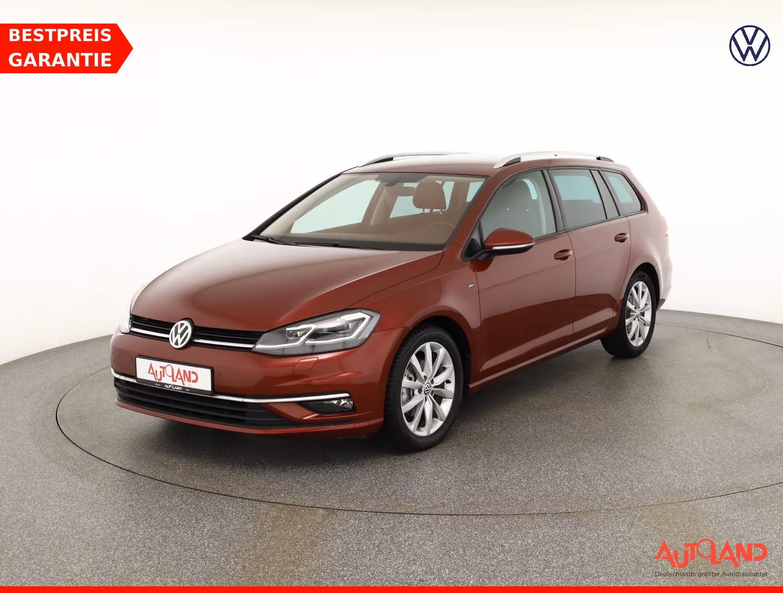 Volkswagen Golf - фото 1