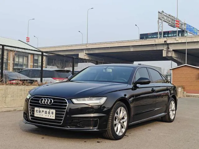 Audi A6L - фото 1