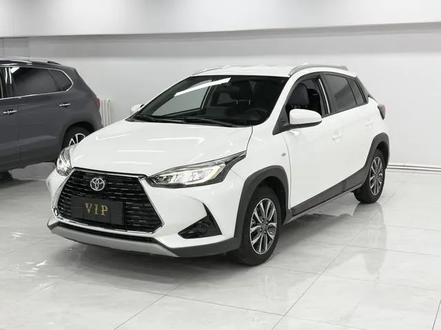Toyota YARIS L Zhi Xuan - фото 1