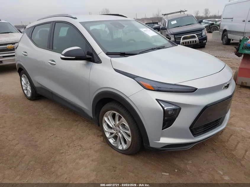 CHEVROLET BOLT EUV FWD LT - фото 1