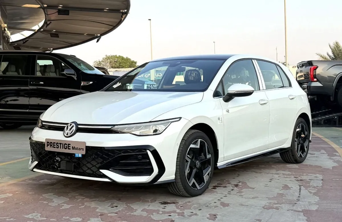 Volkswagen Golf - фото 1