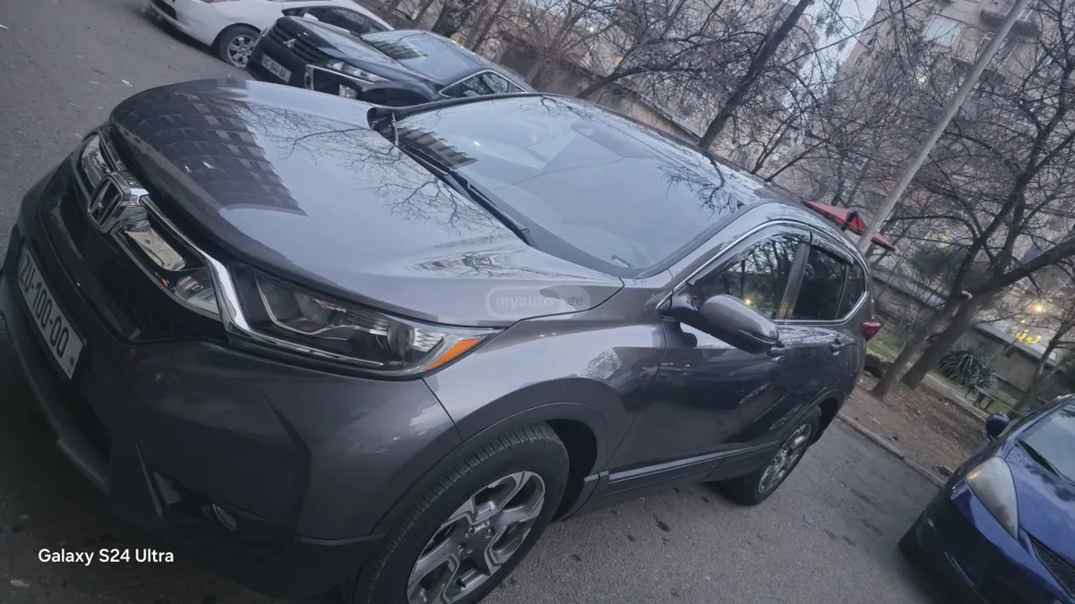 Honda CR-V - фото 1