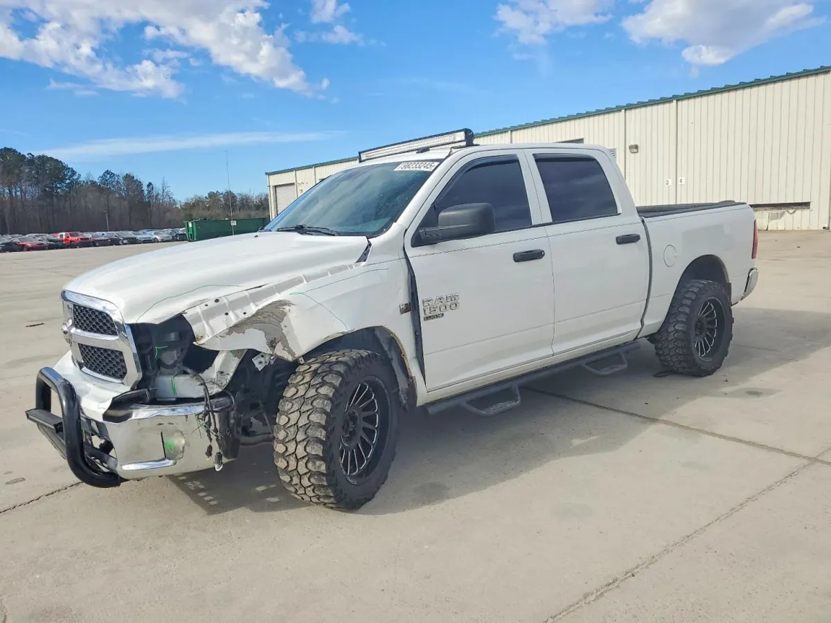 RAM 1500 CLASSIC TRADESMAN - фото 1