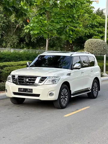 Nissan Patrol - фото 1