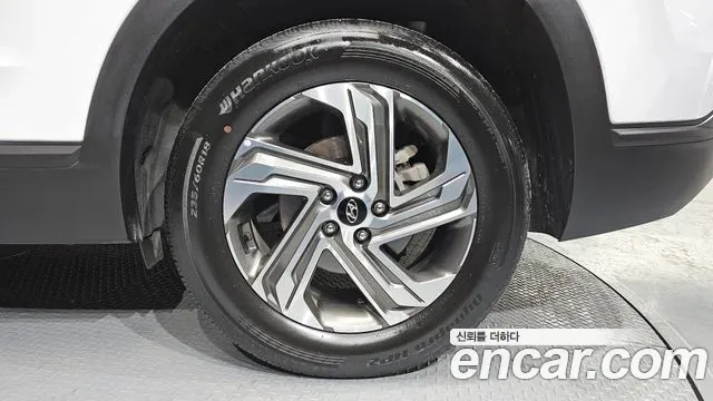 Hyundai Santafe - фото 1