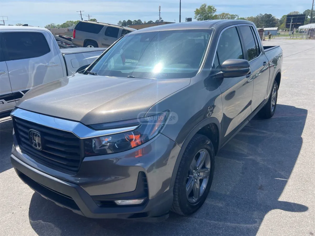 Honda Ridgeline - фото 1
