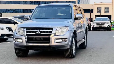 Mitsubishi Pajero - фото 1