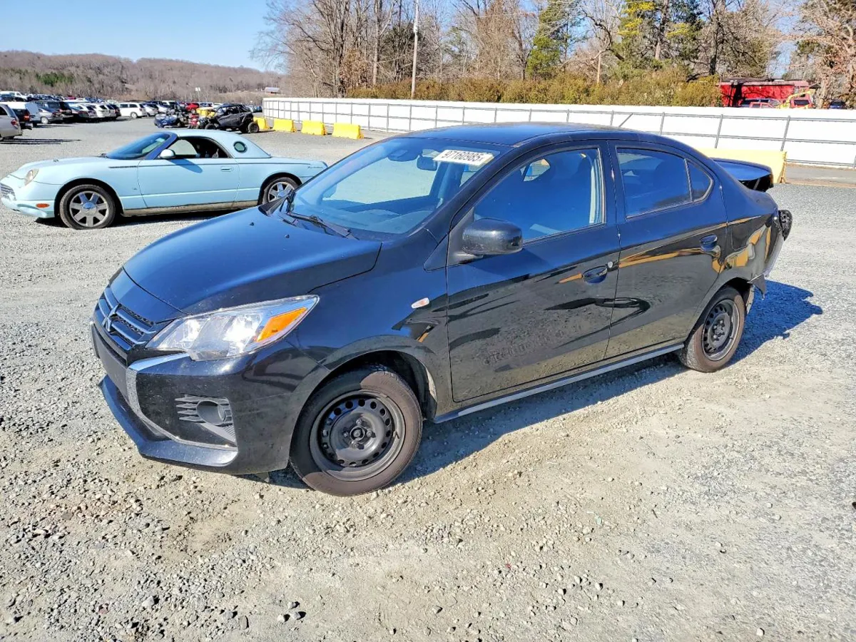 MITSUBISHI MIRAGE - фото 1