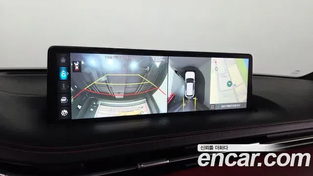 Genesis GV70 - фото 1